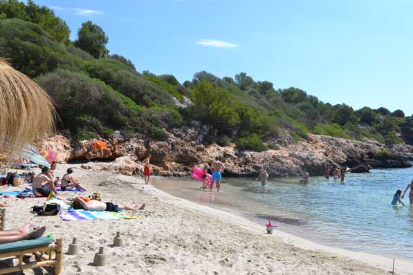 Calas para ir con niños en Mallorca: Sa Nau