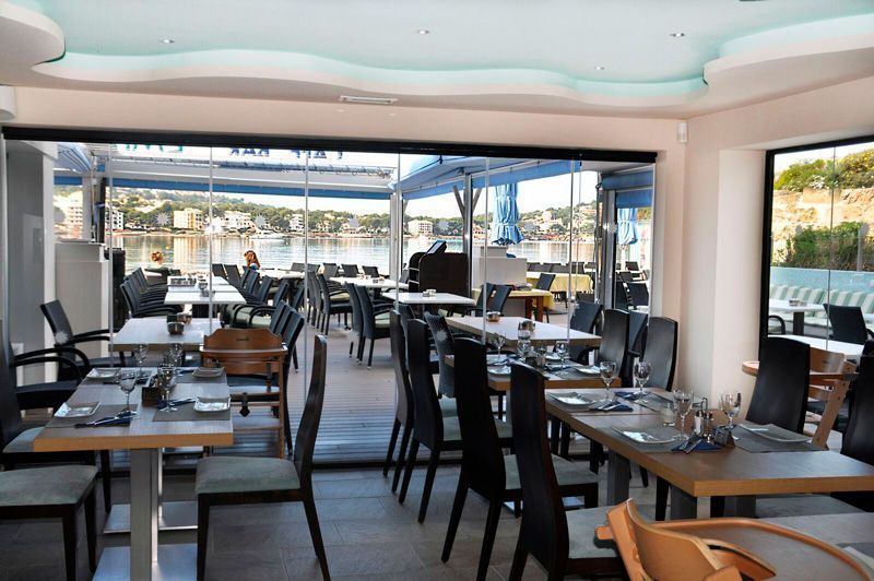 Empatheia restaurante beach café para ir con niños en Mallorca