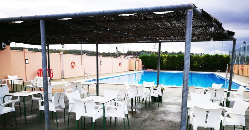 piscina municipal de santa maria del cami Mallorca