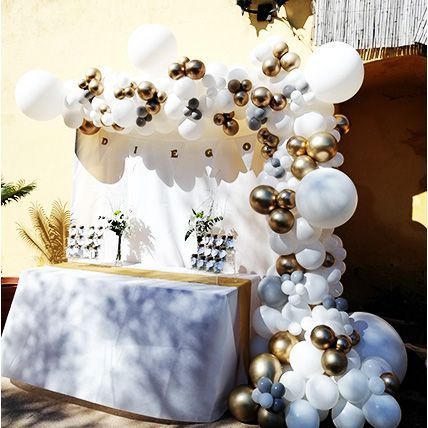 Mundo fiesta candy bar comuniones y bodas lujo con globos en Mallorca 